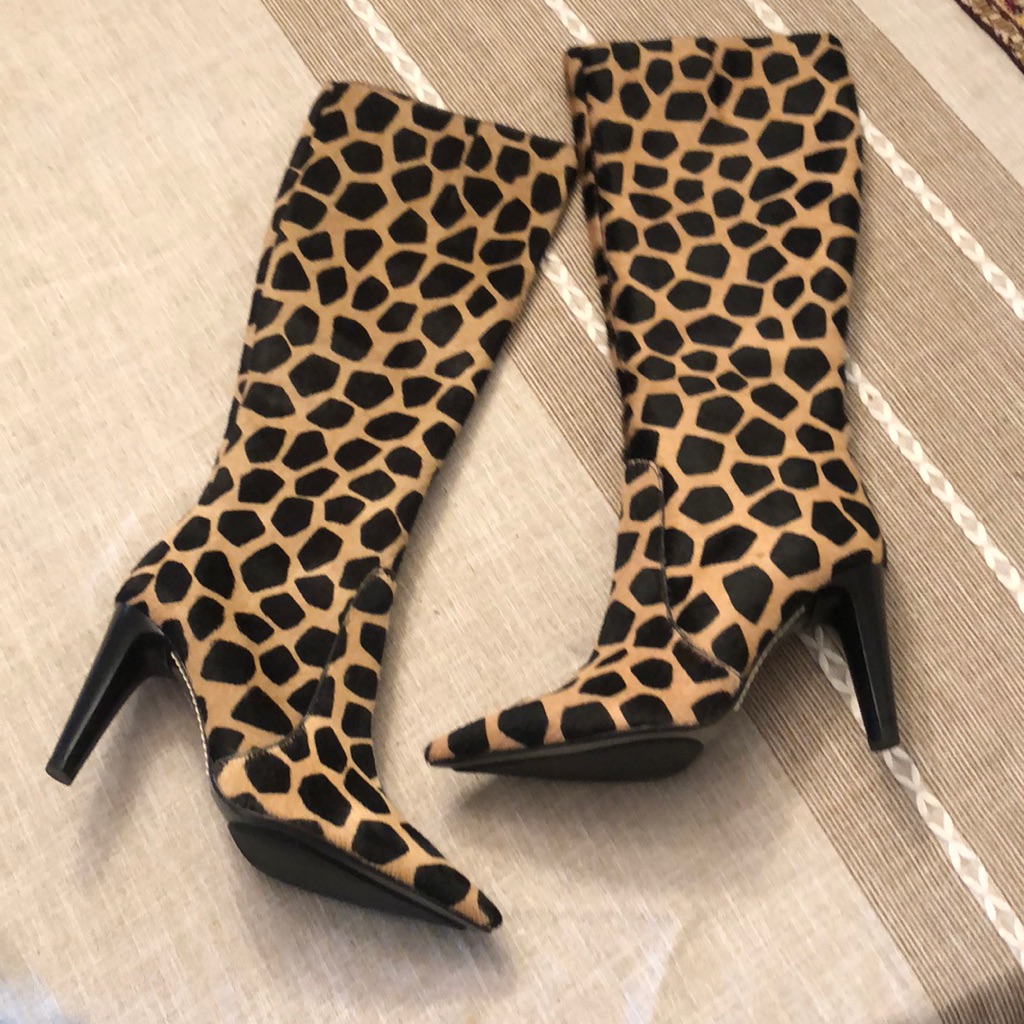 Gorgeous Via Spiga Italian Calf Hair Leopard Animal Print Heeled Boots